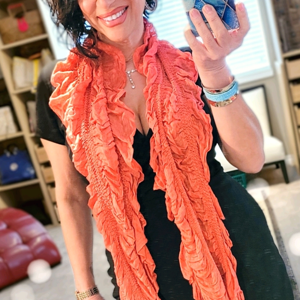 ❤ 3/$50 Ruffled 🔥 Peach/Coral scarf